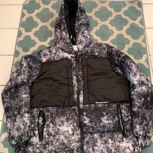 Bershka padded printed puffer jacket small